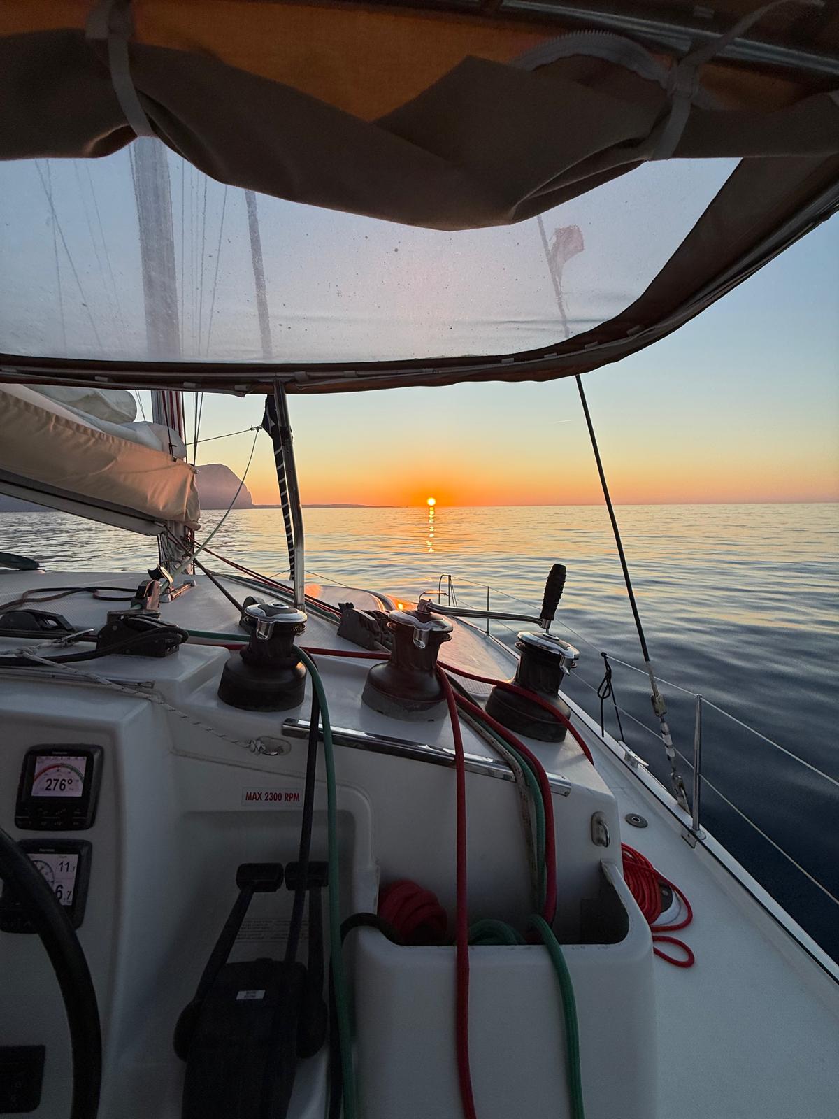 Sunset Cruises (Puestas de Sol)